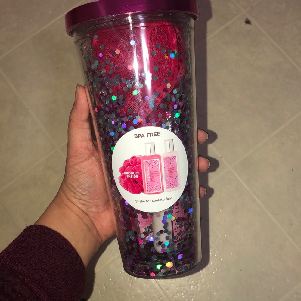 Pink Confetti Tumbler Body Set 🛁
